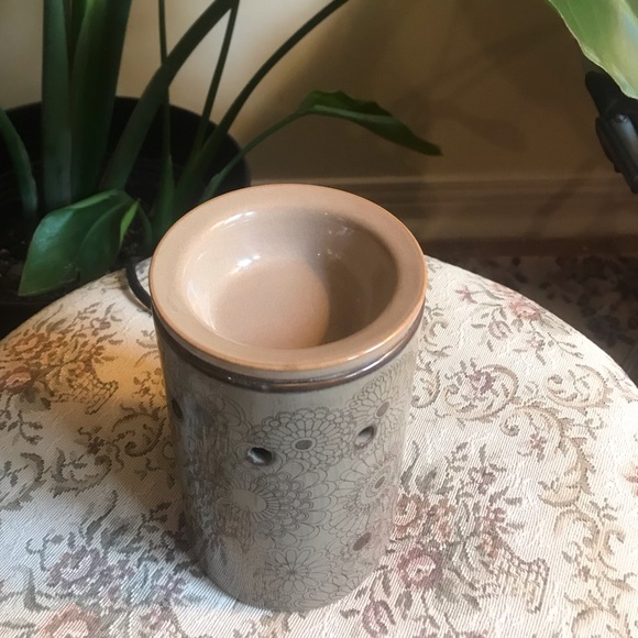 Wax Melter 💛 - Picture 2 of 4